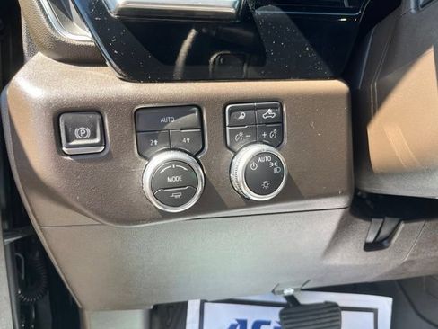 New 2026 GMC Sierra 1500 SLE w/ Preferred Package AWD/4WD image 27