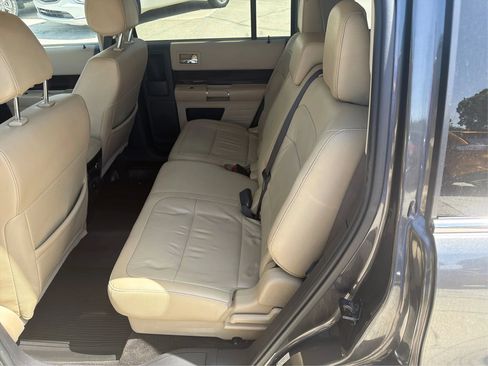 Used 2018 Ford Flex SEL w/ Equipment Group 202A FWD image 10
