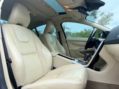 Used 2012 Volvo S60 T5 FWD image 18