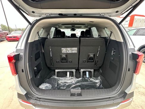 New 2026 Kia Carnival EX image 25