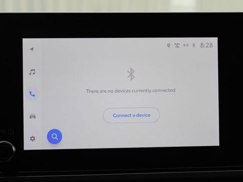 Used 2025 Toyota Camry LE image 27