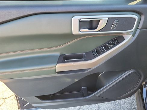 Used 2022 Ford Explorer Timberline image 12