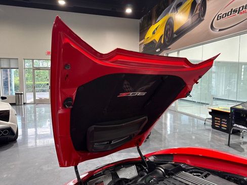 Used 2016 Chevrolet Corvette Z06 w/ 3LZ Preferred Equipment Group RWD image 39