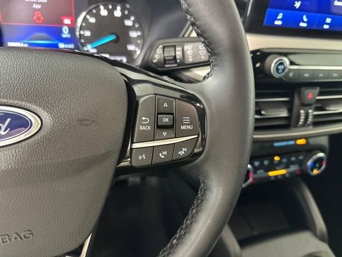 Used 2022 Ford Escape SEL w/ Class II Trailer Tow Package image 16