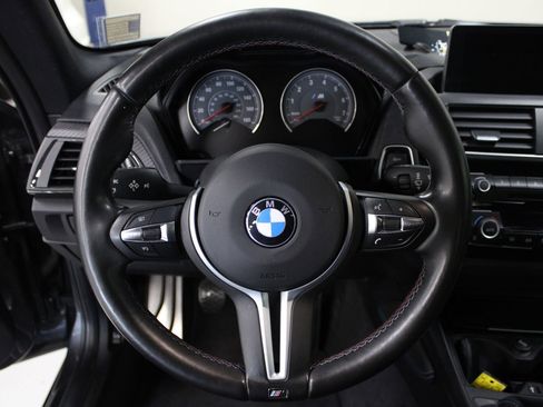 Used 2017 BMW M2 image 27