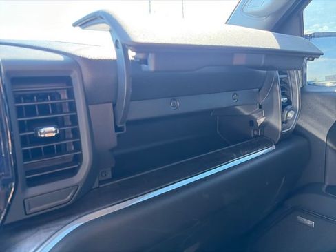Used 2023 Chevrolet Silverado 1500 LTZ w/ LTZ Premium Package AWD/4WD image 25