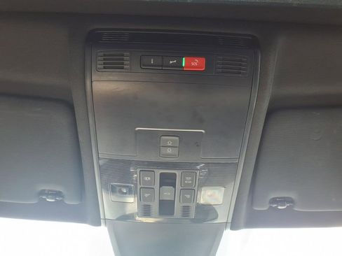 Used 2023 Volkswagen Tiguan SE R-Line FWD image 20