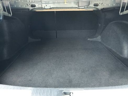 Used 2020 Toyota Corolla LE FWD image 10
