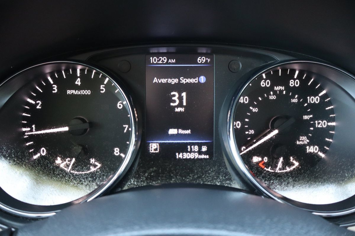 Used 2019 Nissan Rogue SL w/ Premium Package AWD/4WD image 34
