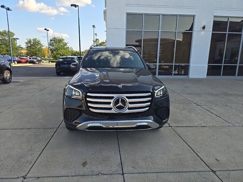 Certified 2024 Mercedes-Benz GLS 450 4MATIC image 3