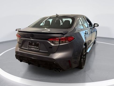 Used 2025 Toyota Corolla SE w/ Convenience Package FWD image 4