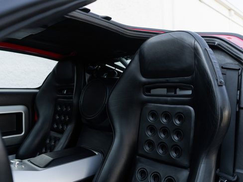 Used 2005 Ford GT image 33