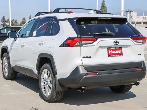 New 2025 Toyota RAV4 XLE Premium image 5