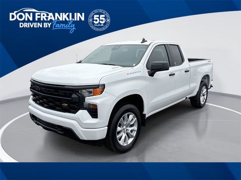 New 2026 Chevrolet Silverado 1500 Custom image 1