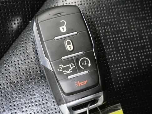 Used 2022 RAM 1500 Laramie image 24