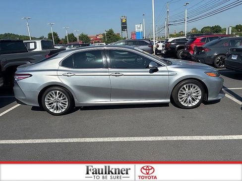 Certified 2019 Toyota Camry XLE w/ Driver Assist Package FWD image 5