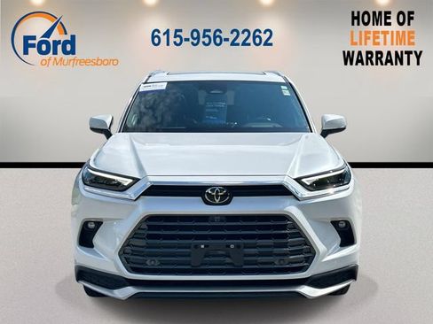 Used 2024 Toyota Grand Highlander AWD Hybrid image 2