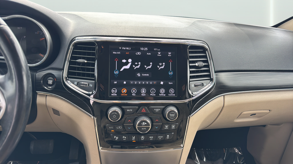 Used 2020 Jeep Grand Cherokee Limited RWD image 25