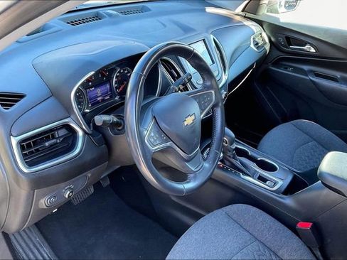 Used 2022 Chevrolet Equinox LT image 12