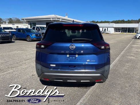 Used 2023 Nissan Rogue SL w/ SL Premium Package image 17