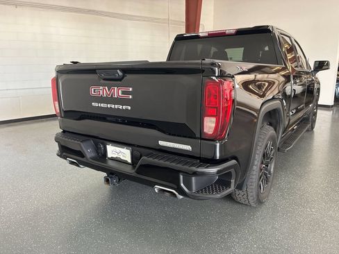 Used 2023 GMC Sierra 1500 Elevation w/ X31 Off-Road Package AWD/4WD image 4