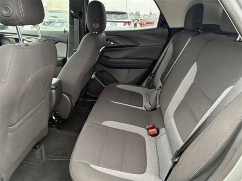 Used 2025 Chevrolet TrailBlazer LT image 13