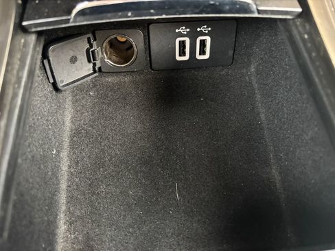 Used 2019 Lincoln MKC Premiere image 30