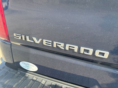 Used 2022 Chevrolet Silverado 1500 RST w/ Z71 Off-Road Package AWD/4WD image 14