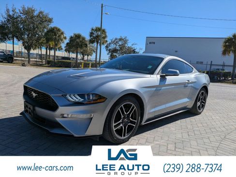 Used 2020 Ford Mustang Premium image 7