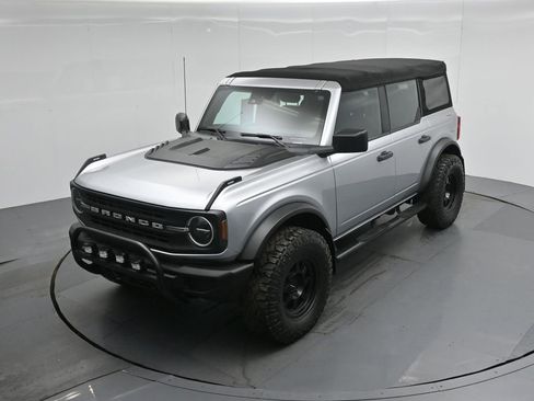 Used 2021 Ford Bronco 4-Door image 32