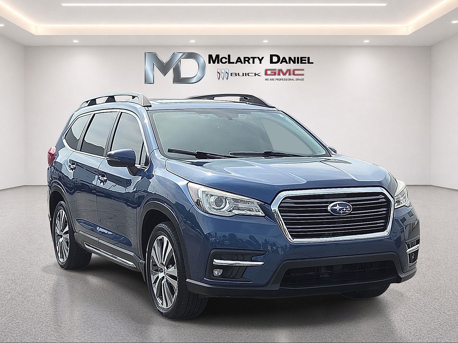 Used 2020 Subaru Ascent Limited w/ Technology Package AWD/4WD image 1