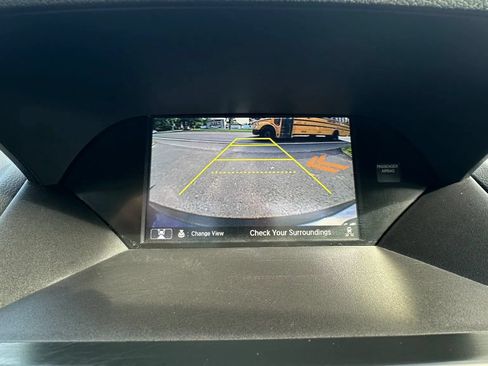 Used 2017 Acura RDX w/ Technology Package FWD image 24