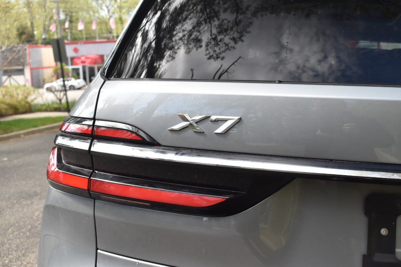 Used 2025 BMW X7 xDrive40i AWD/4WD image 39