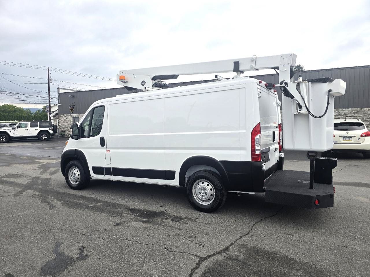 Used 2023 RAM ProMaster 3500 FWD image 4