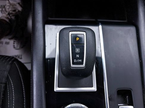 Used 2024 Mitsubishi Outlander ES FWD image 19