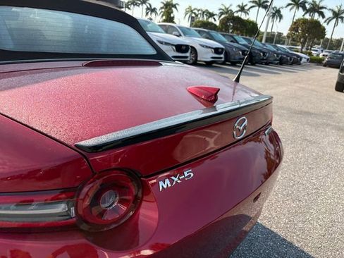 New 2026 MAZDA MX-5 Miata Club w/ Interior Package RWD image 5