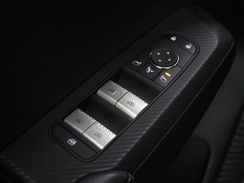 New 2025 Mitsubishi Outlander SE image 16