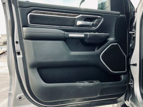 Used 2019 RAM 1500 Laramie image 8