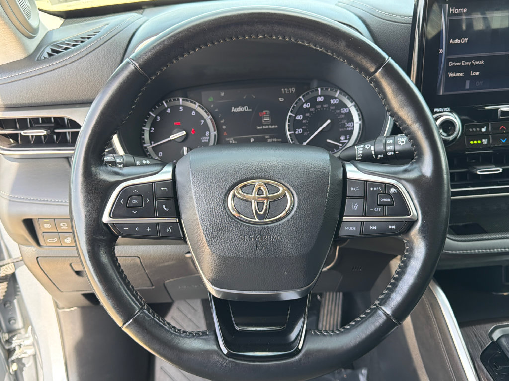 Used 2021 Toyota Highlander Limited AWD/4WD image 34