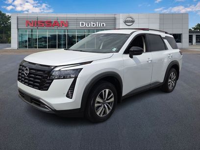 New 2026 Nissan Pathfinder SL