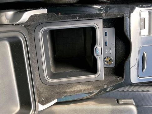 Used 2020 Land Rover Range Rover HSE image 37