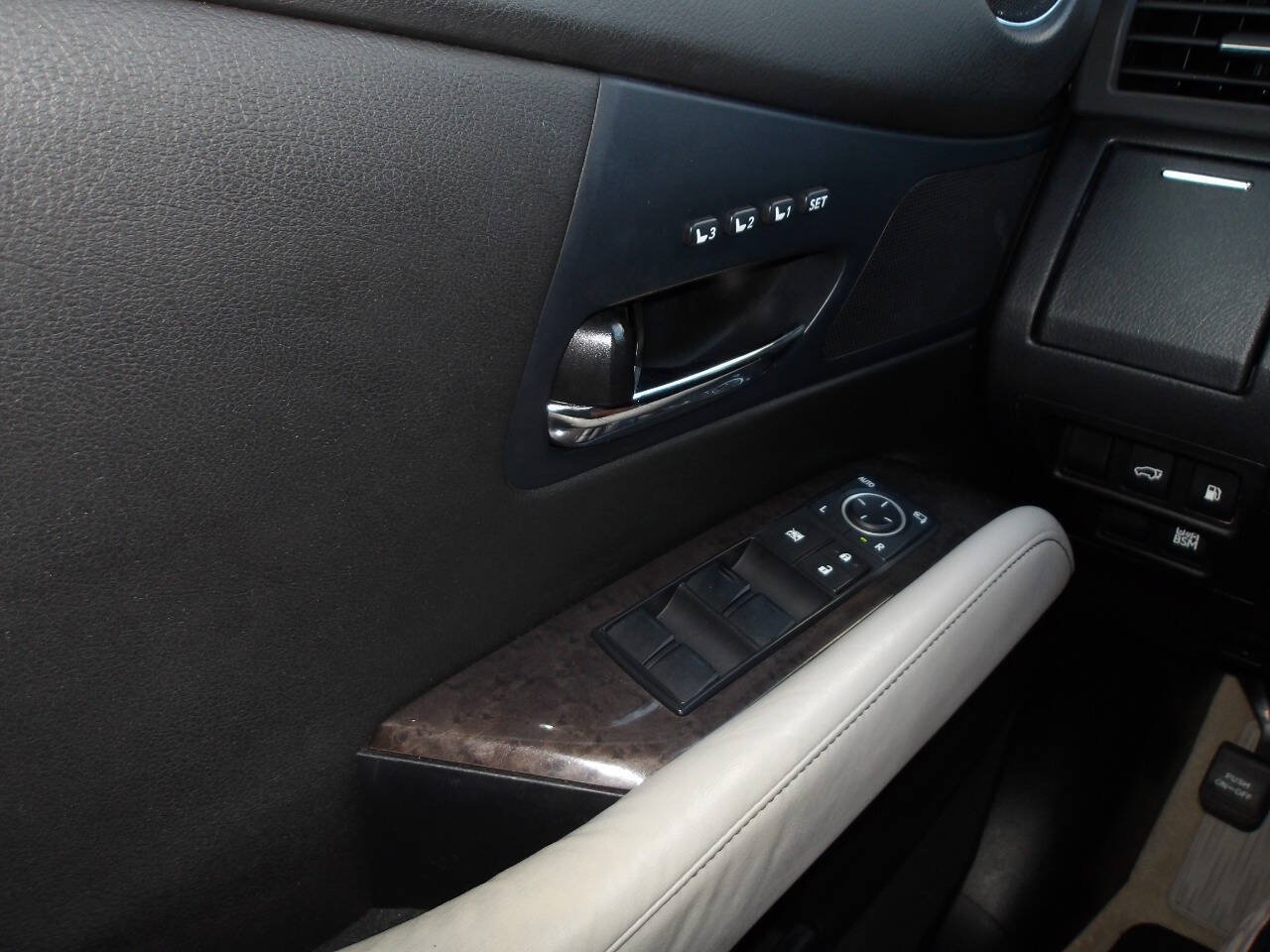 Used 2015 Lexus RX 350 AWD image 20