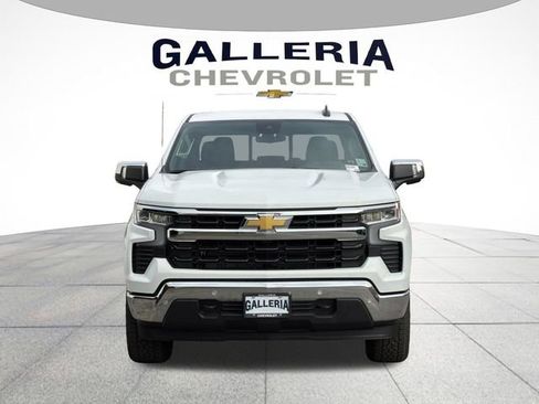 New 2026 Chevrolet Silverado 1500 LT image 3