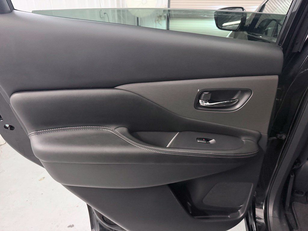 Used 2019 Nissan Murano S w/ Cargo Package FWD image 27