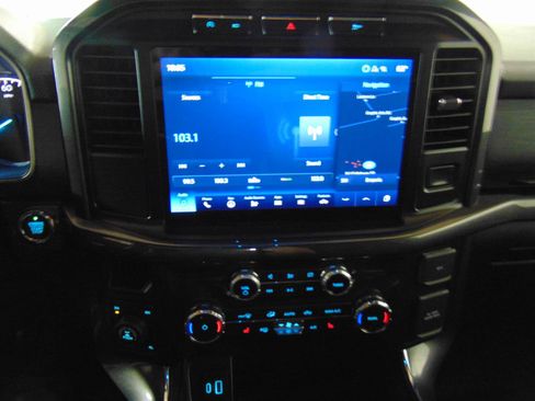 Used 2022 Ford F150 XLT w/ Equipment Group 302A High AWD/4WD image 12