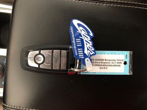 Used 2022 Ford Explorer XLT w/ Equipment Group 202A AWD/4WD image 23