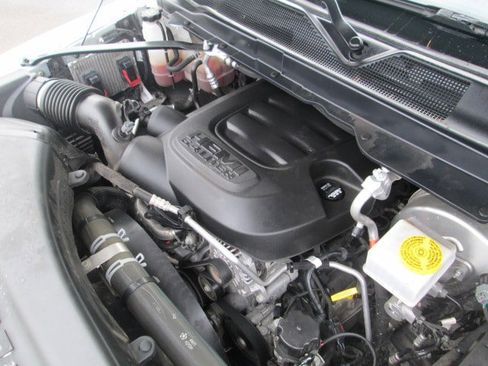 Used 2024 RAM 2500 Big Horn image 27