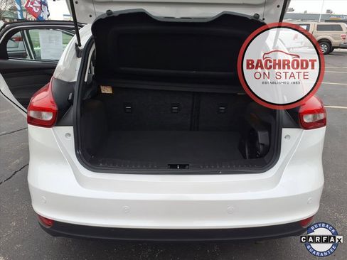 Used 2015 Ford Focus Titanium w/ Titanium Technology Package image 30