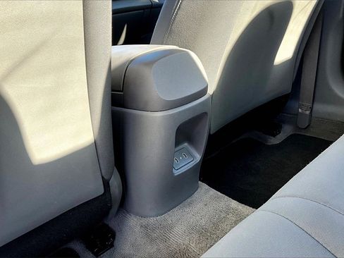 Used 2024 Hyundai Elantra SEL image 33