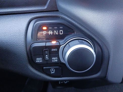 Used 2023 RAM 1500 Big Horn image 34